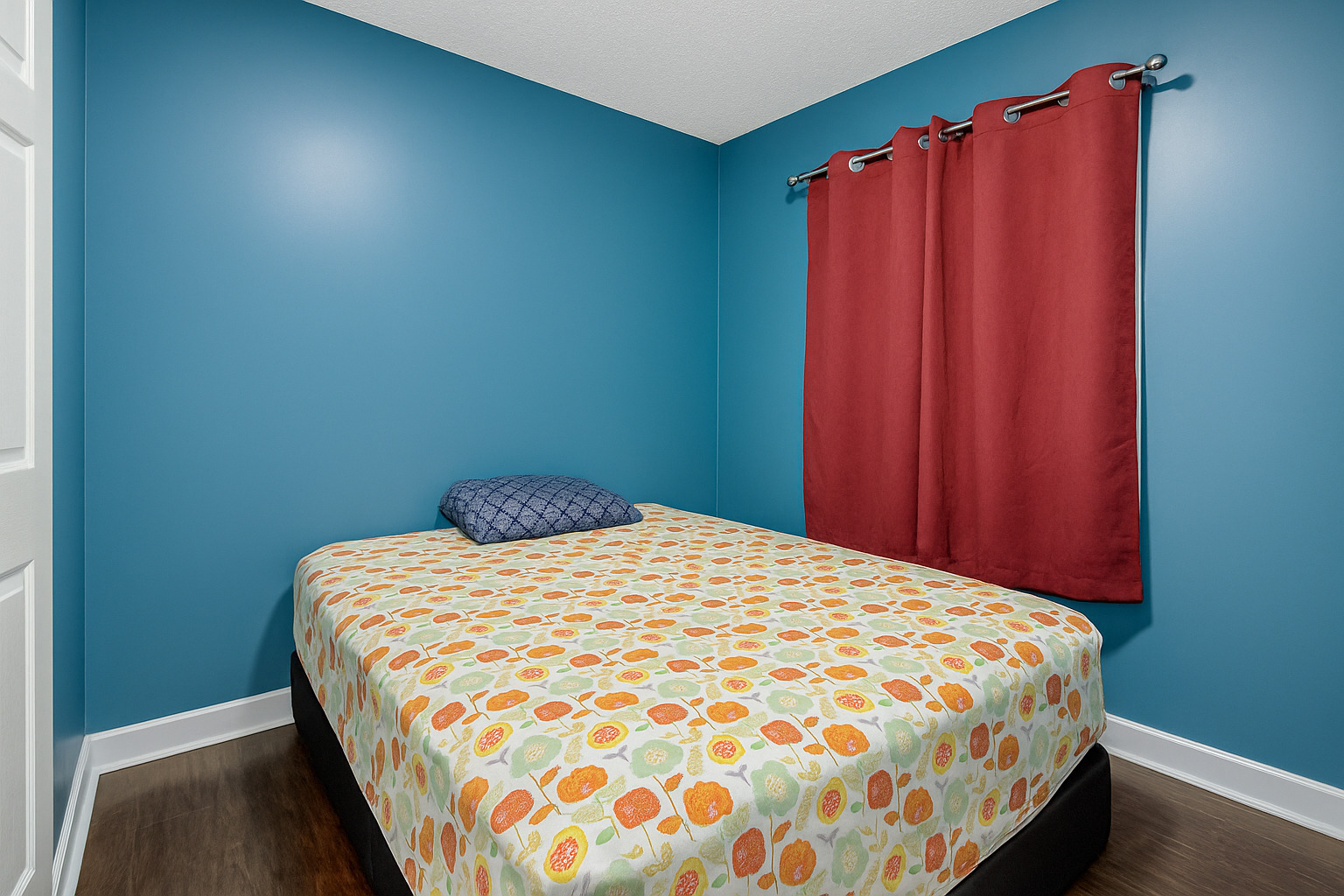 30w105 Maplewood Drive