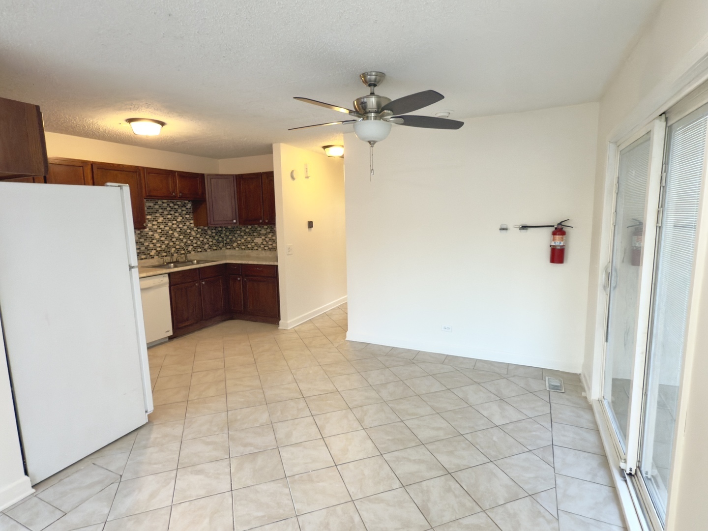 30w105 Maplewood Drive