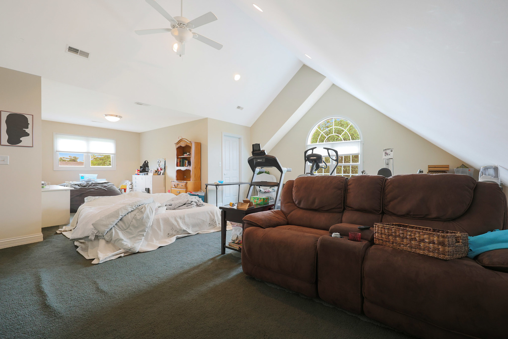 11809 Strawberry Lane