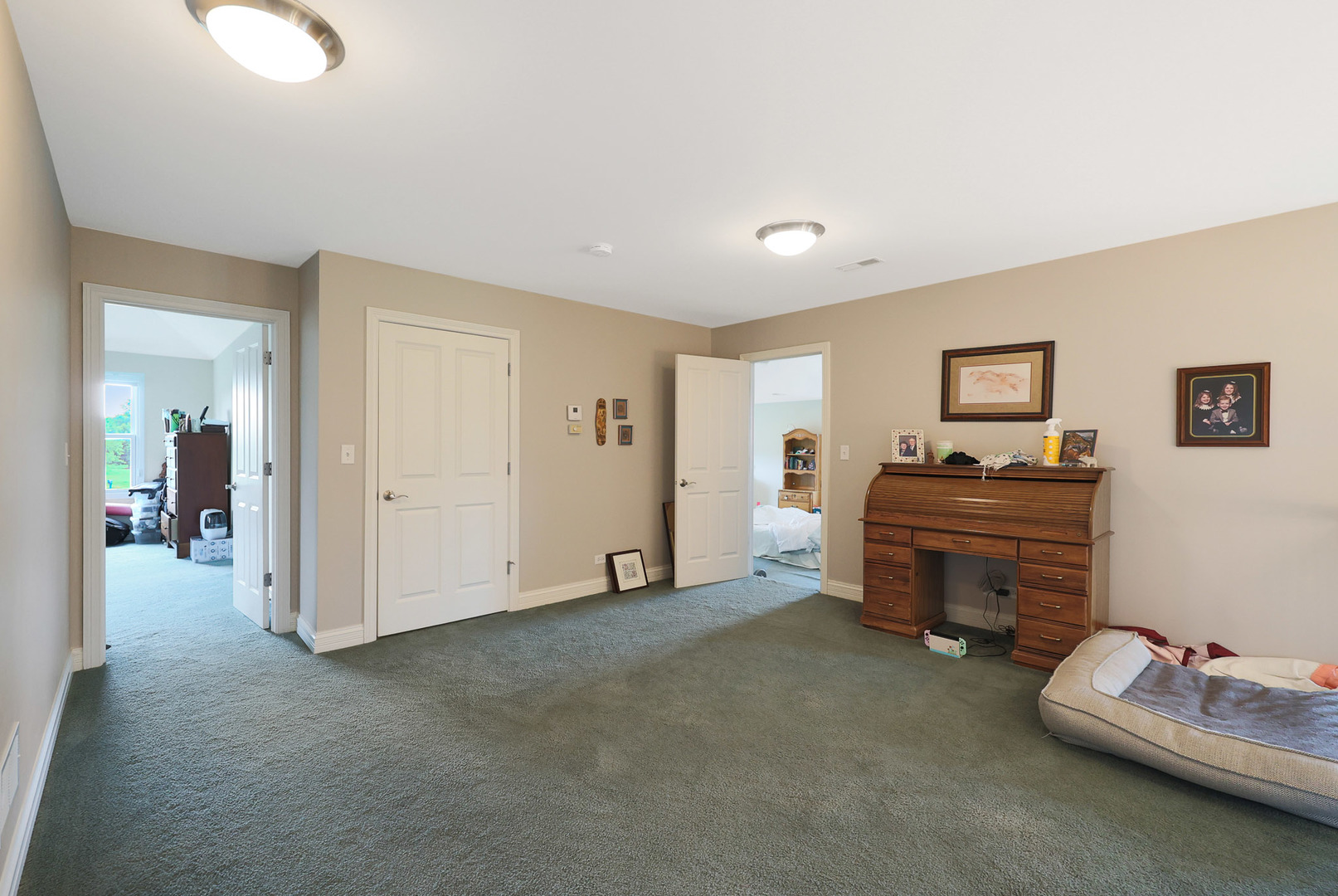 11809 Strawberry Lane