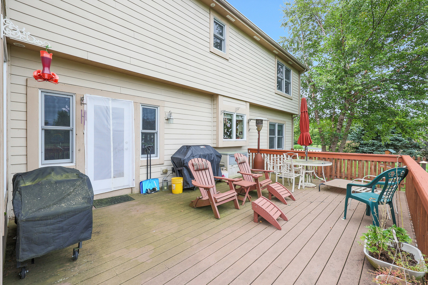 11809 Strawberry Lane