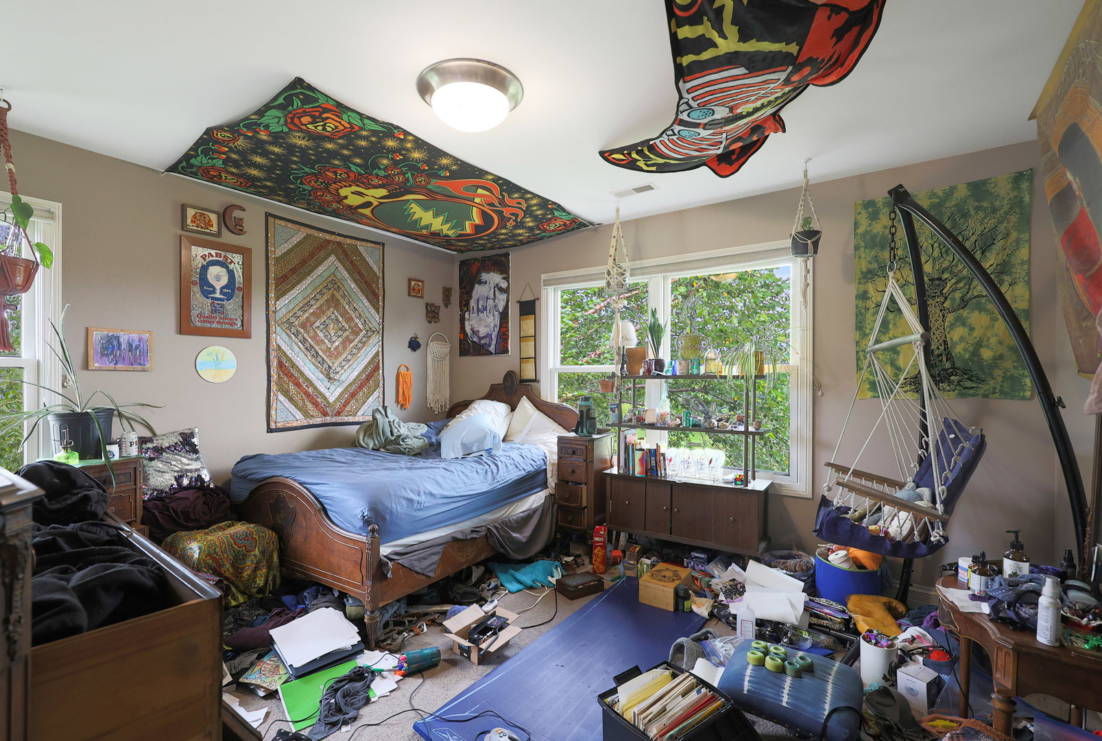 11809 Strawberry Lane