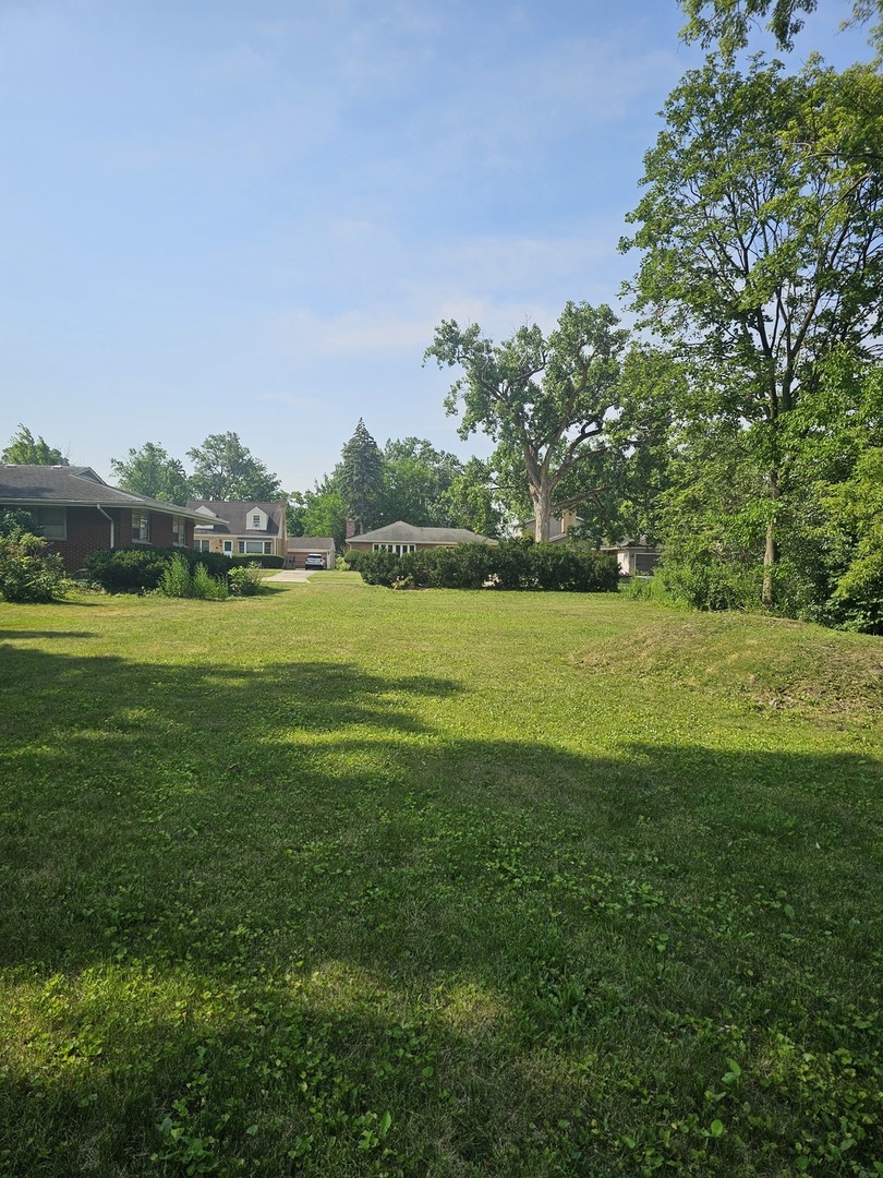 1738 Whitcomb Avenue