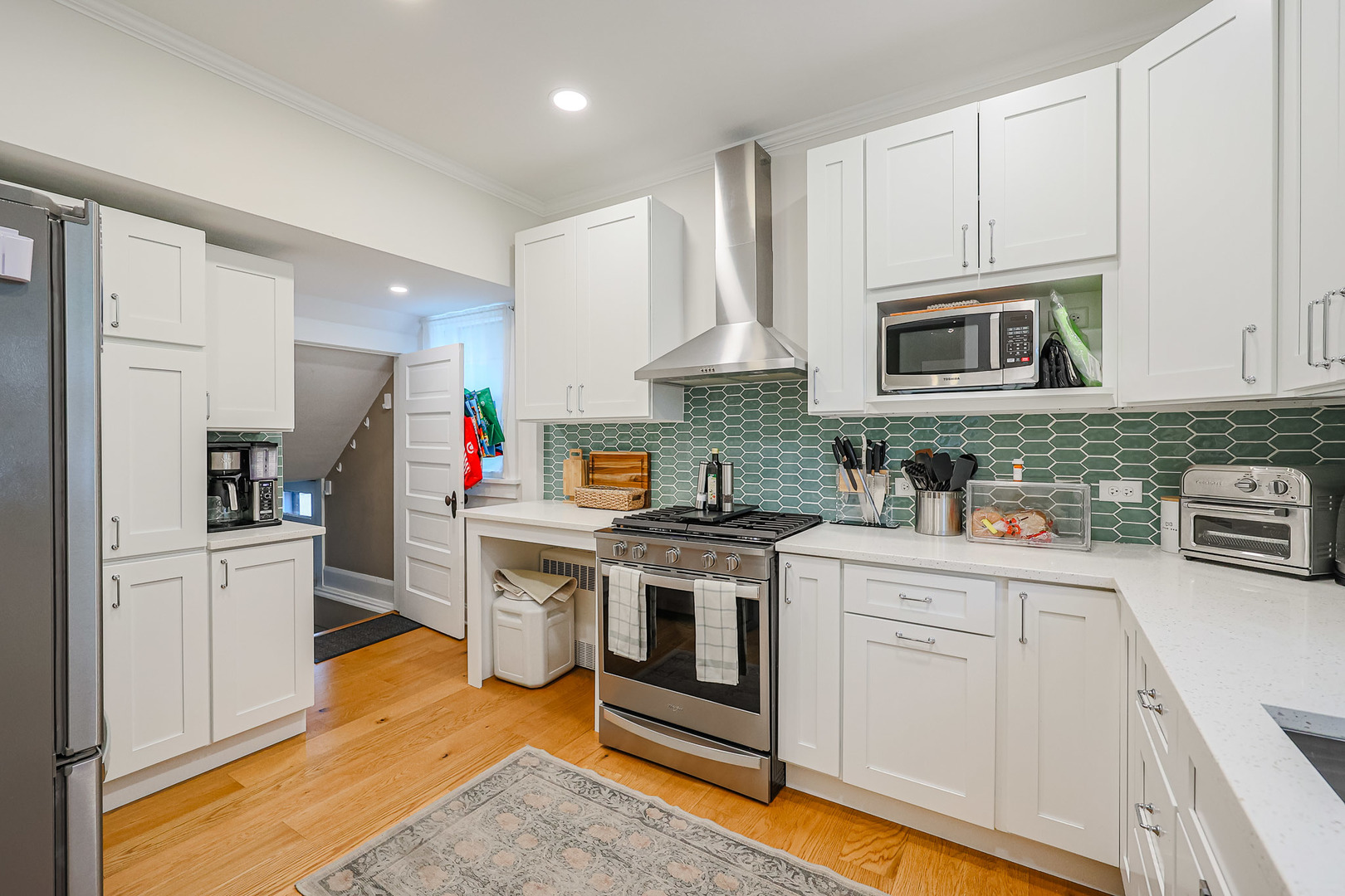 124 E Sunnyside Avenue
