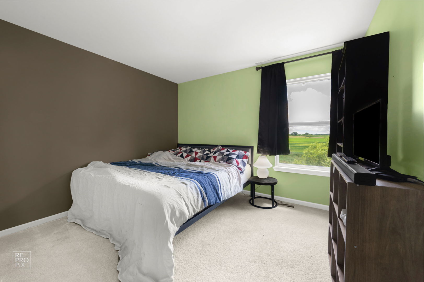 1558 Fox Sedge Trail