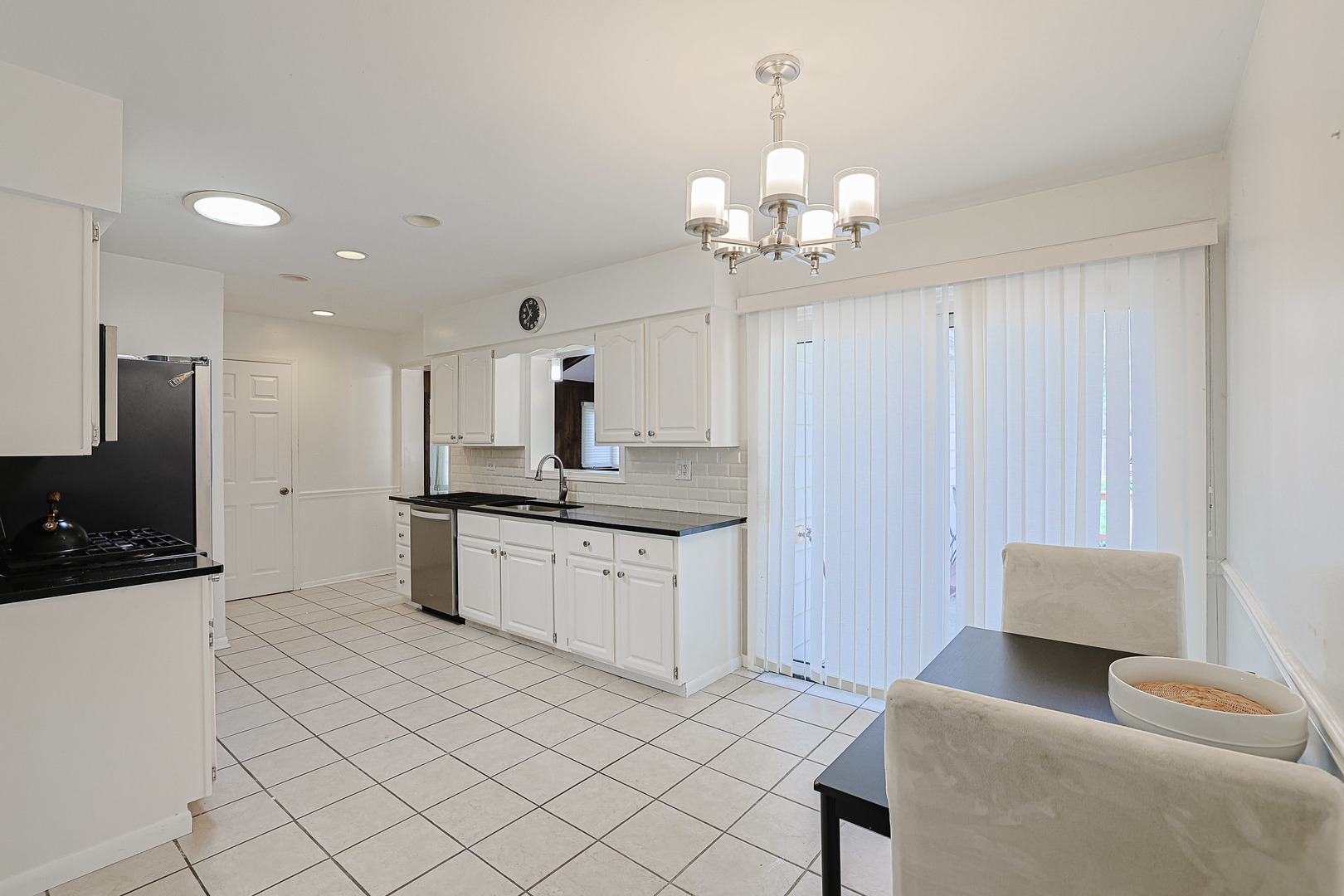 521 Edgewood Lane