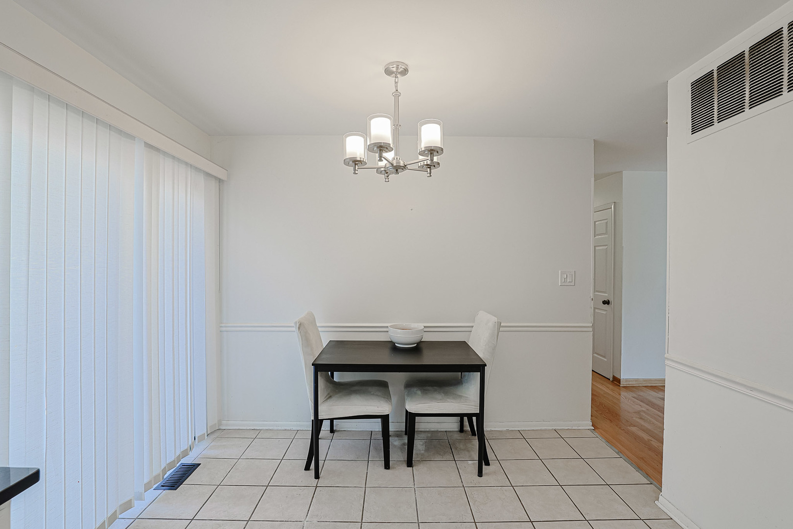 521 Edgewood Lane
