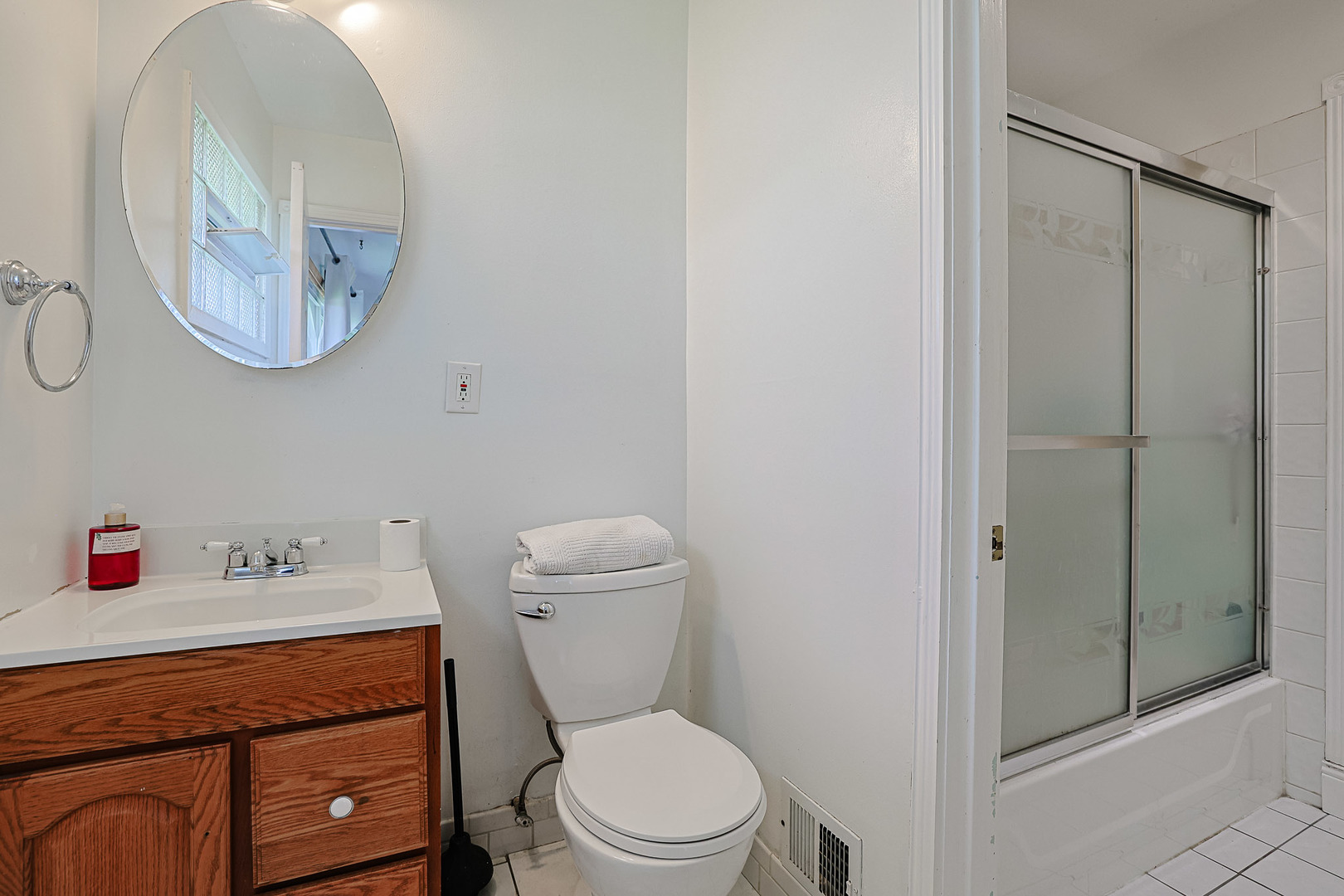 521 Edgewood Lane