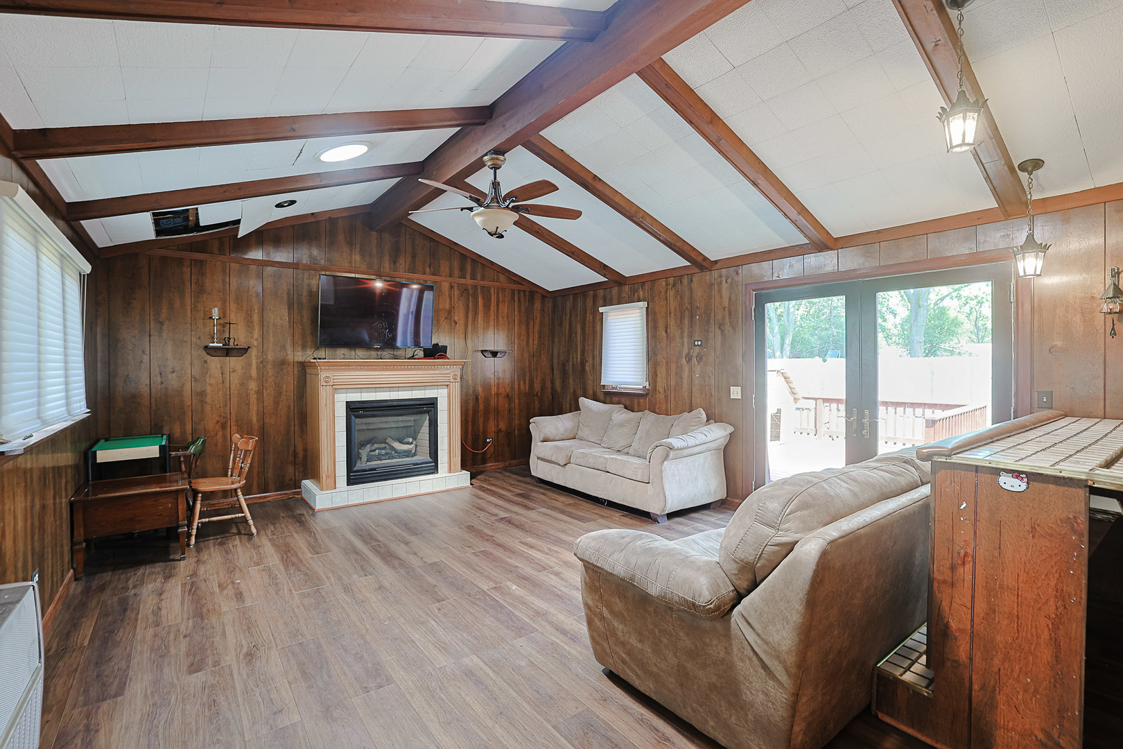 521 Edgewood Lane