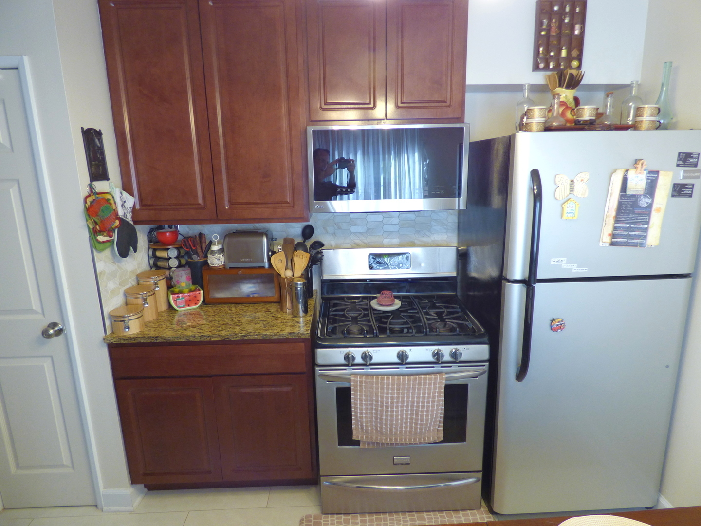 10077 Frontage Road Unit: F