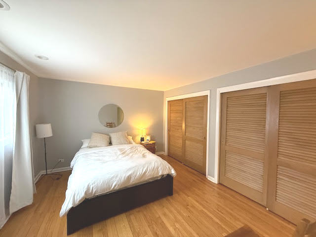 556 N BARTON Avenue Unit: 1