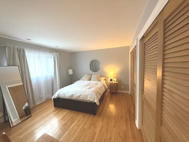 556 N BARTON Avenue Unit: 1