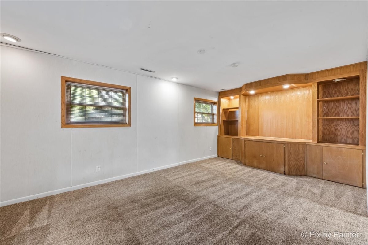 5011 Sandburg Drive