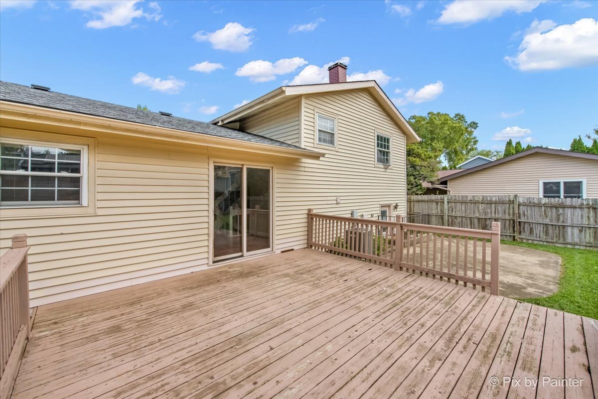5011 Sandburg Drive