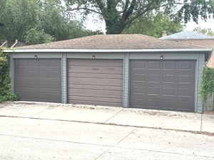 556 N BARTON Avenue Unit: 2