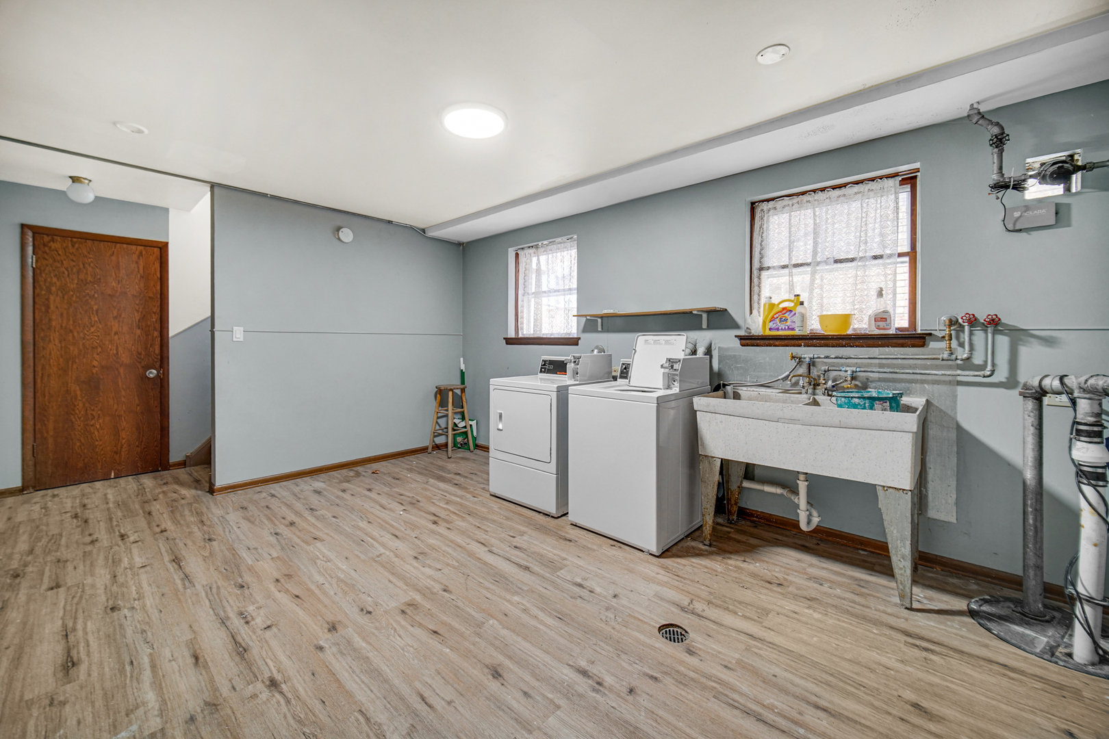 2510 N 72nd Court