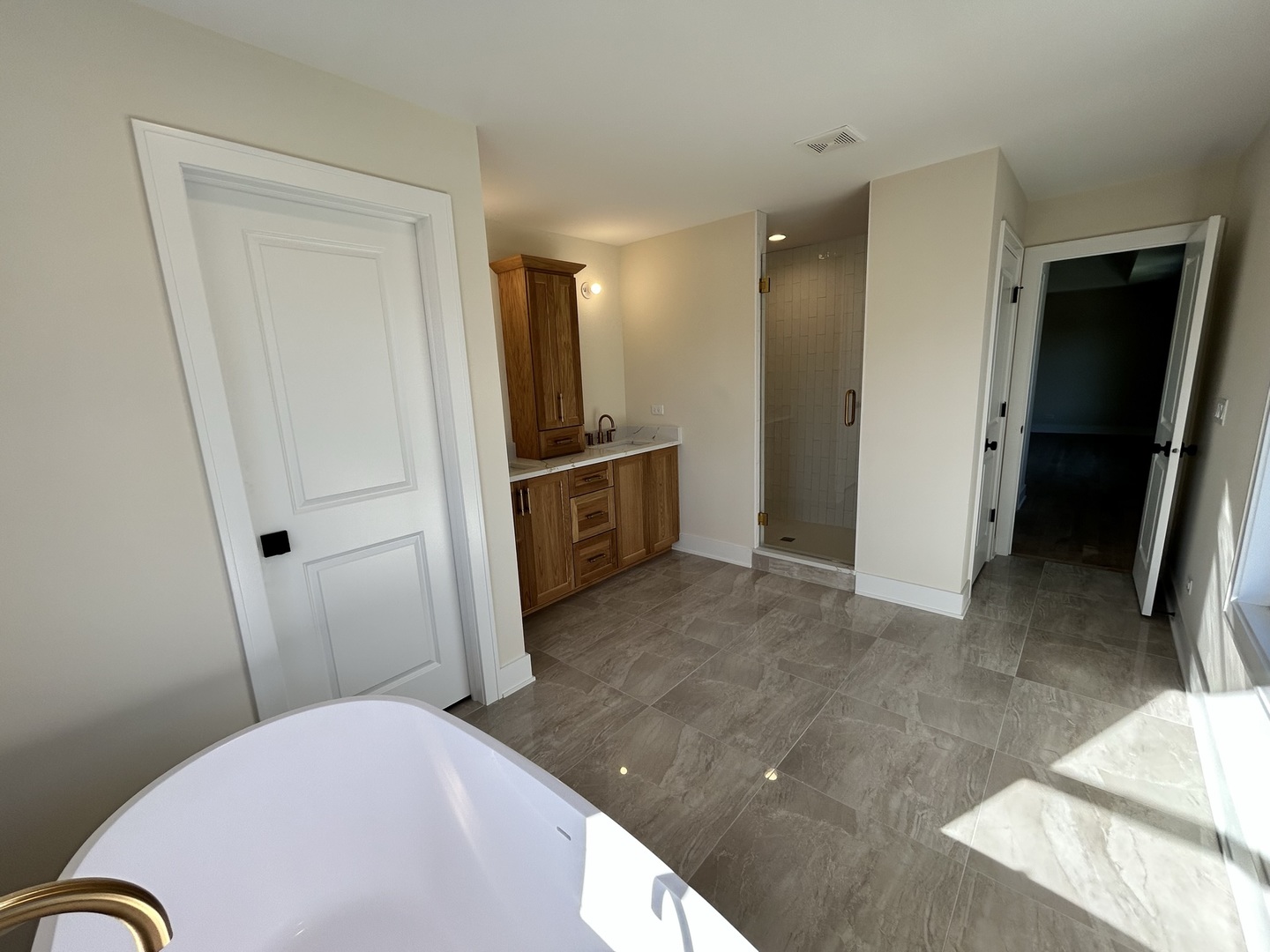 444 E Schiller Street