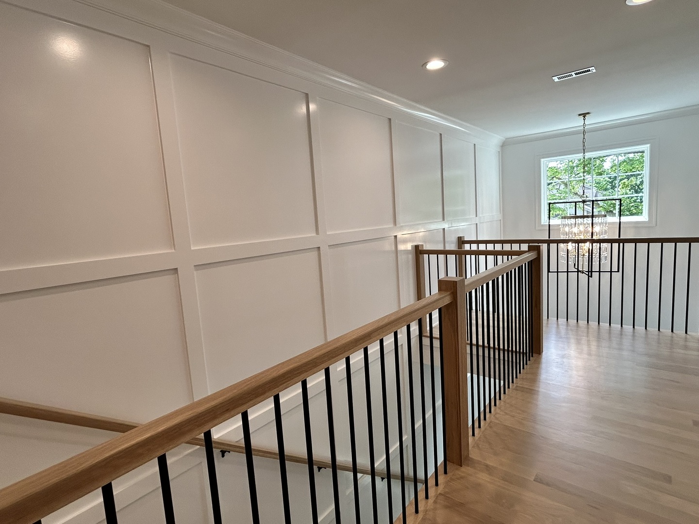 444 E Schiller Street