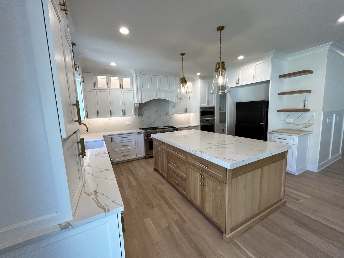 444 E Schiller Street