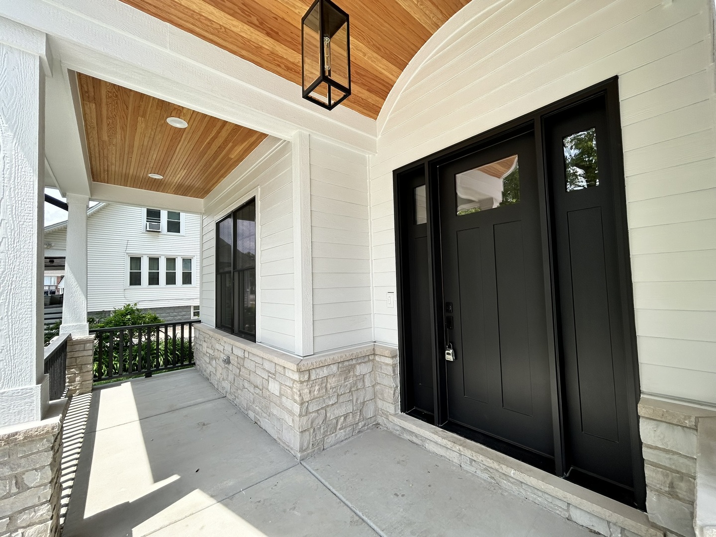 444 E Schiller Street