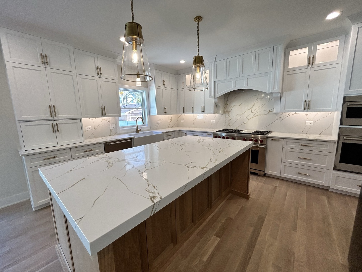 444 E Schiller Street