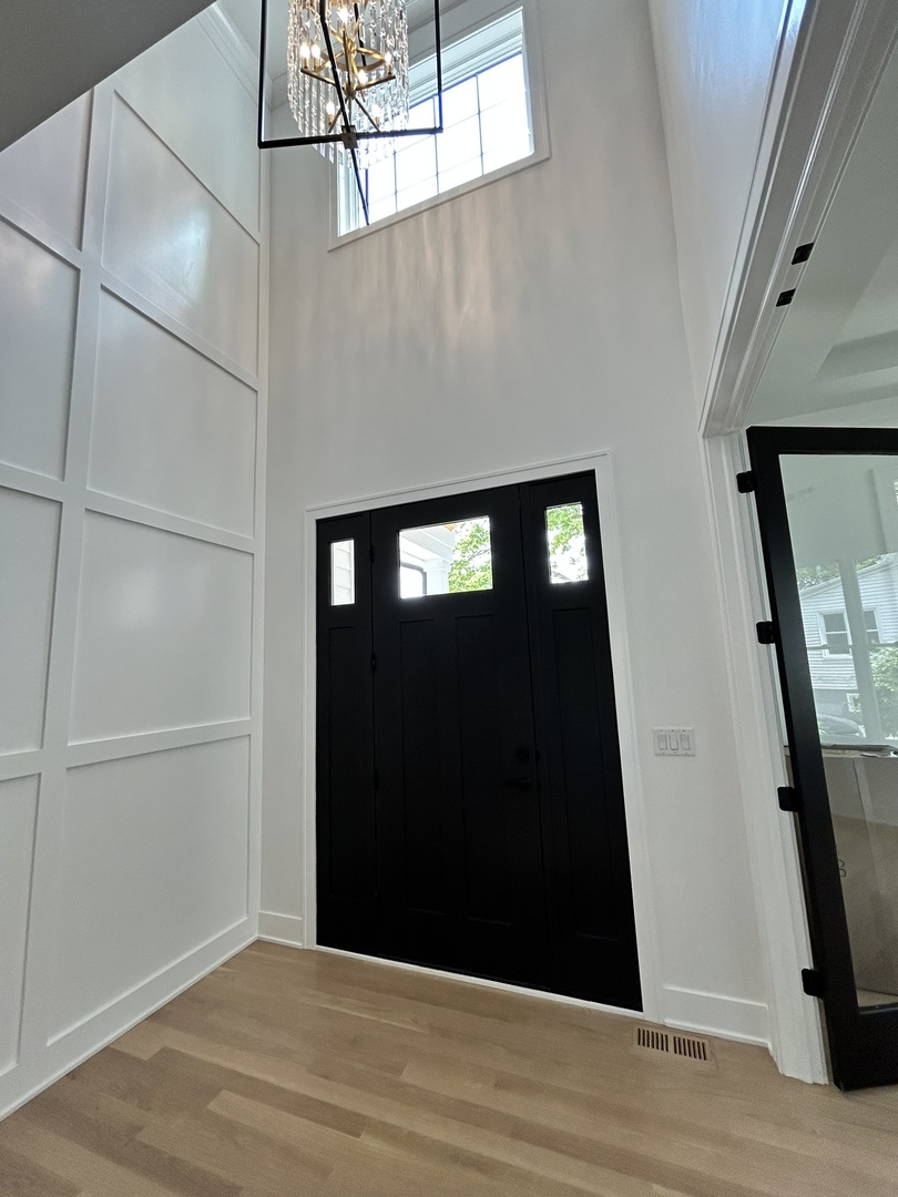 444 E Schiller Street