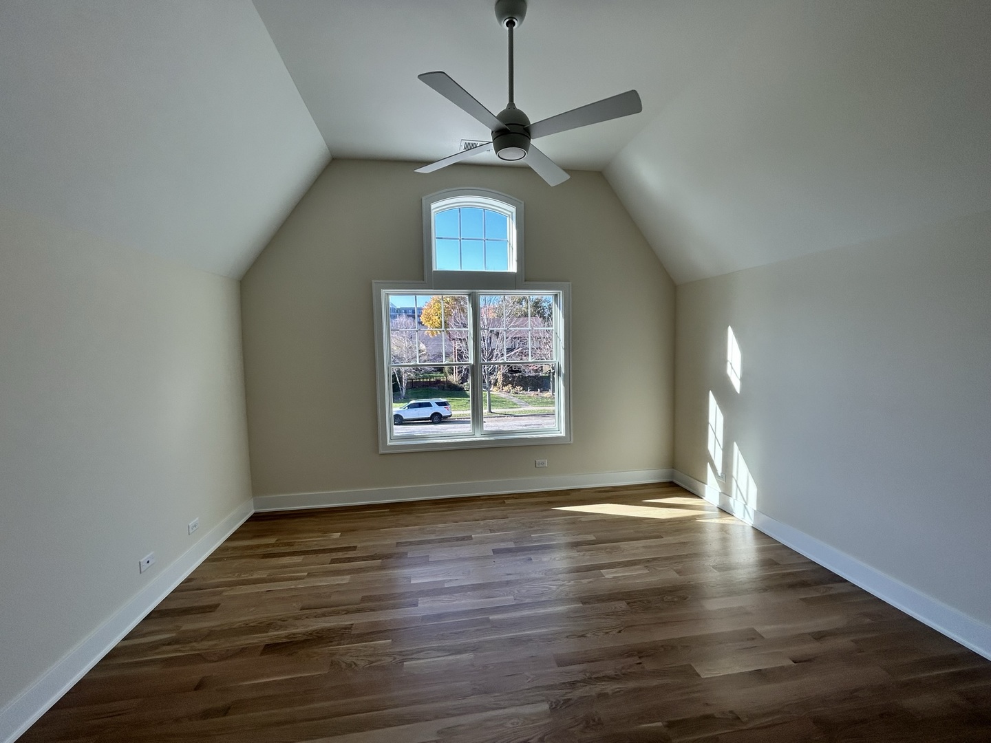 444 E Schiller Street