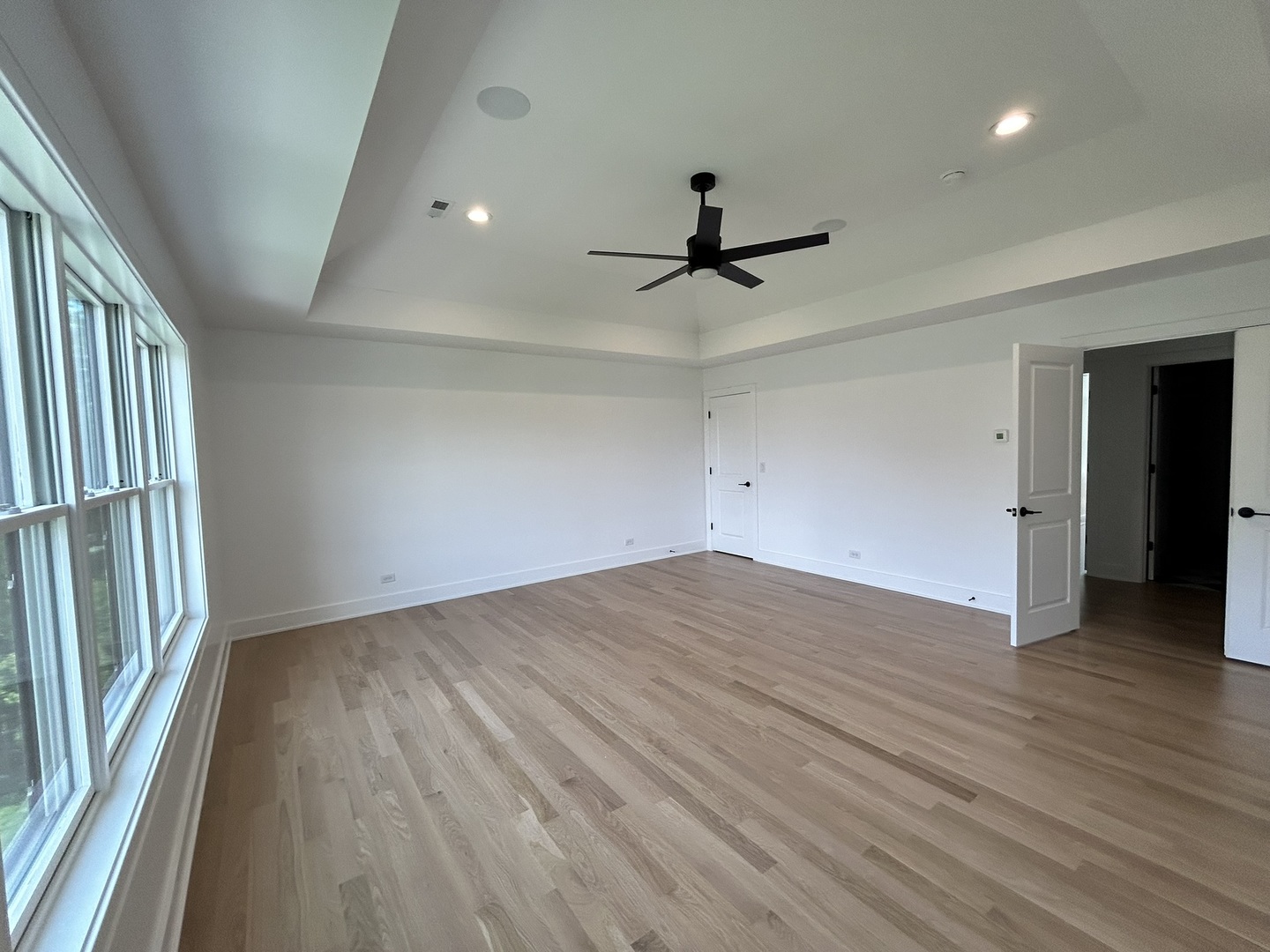 444 E Schiller Street