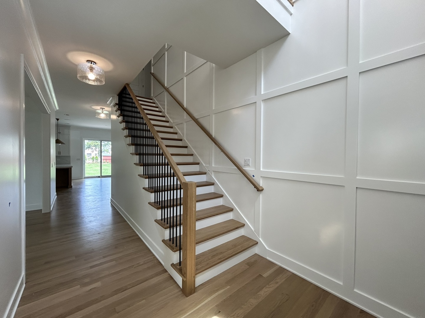 444 E Schiller Street