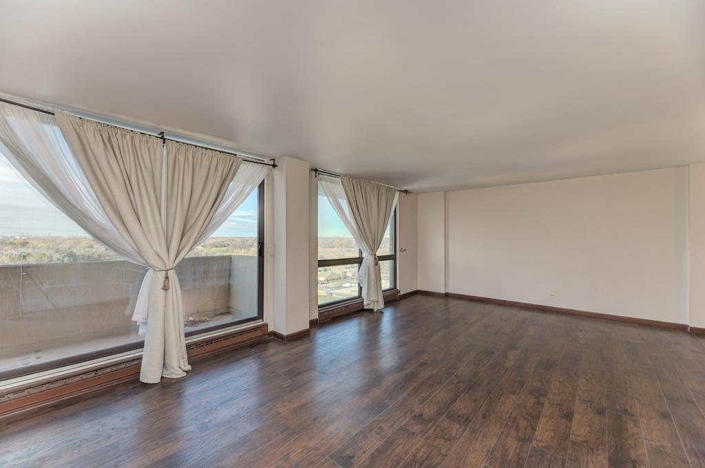 465 W Dominion Drive Unit: 1001