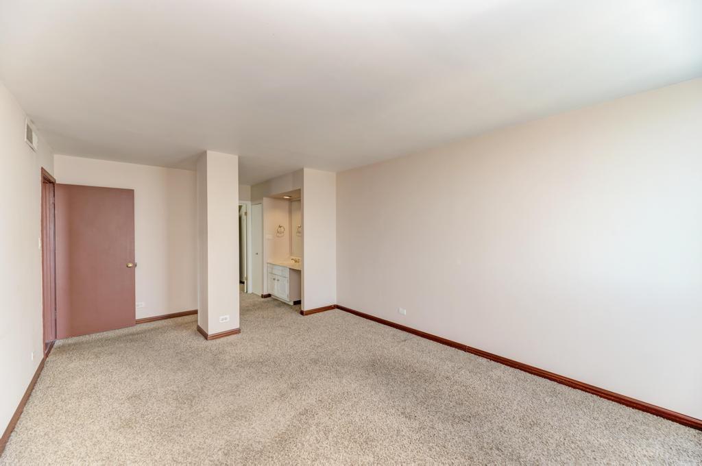 465 W Dominion Drive Unit: 1001