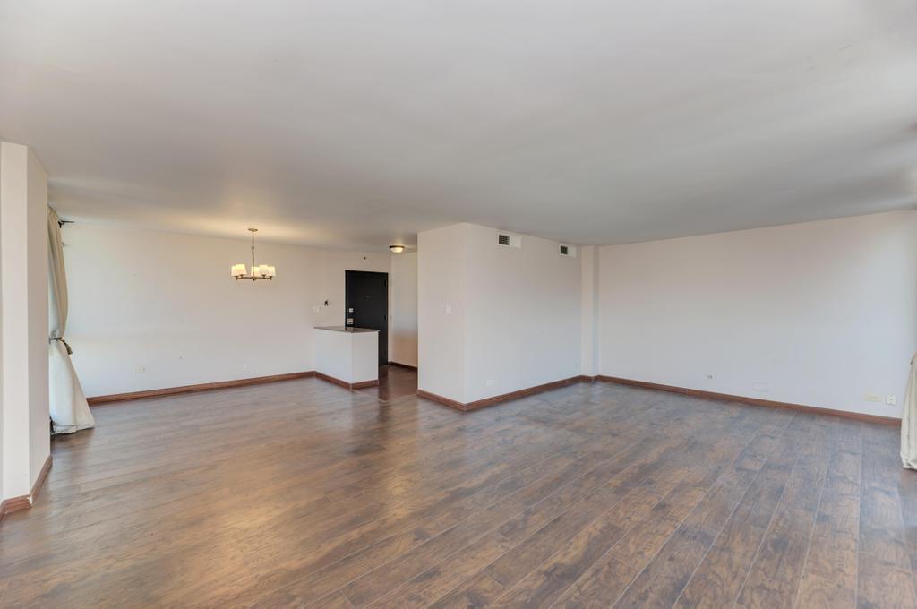 465 W Dominion Drive Unit: 1001