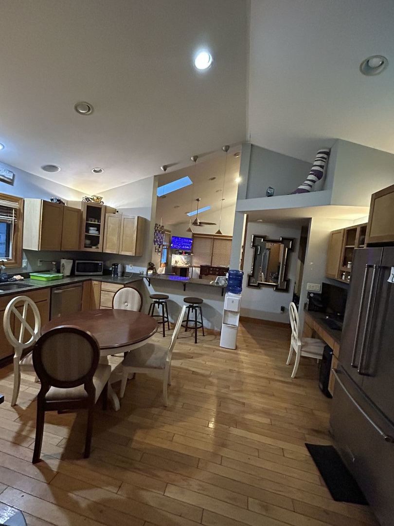 7N054 Jackson Avenue