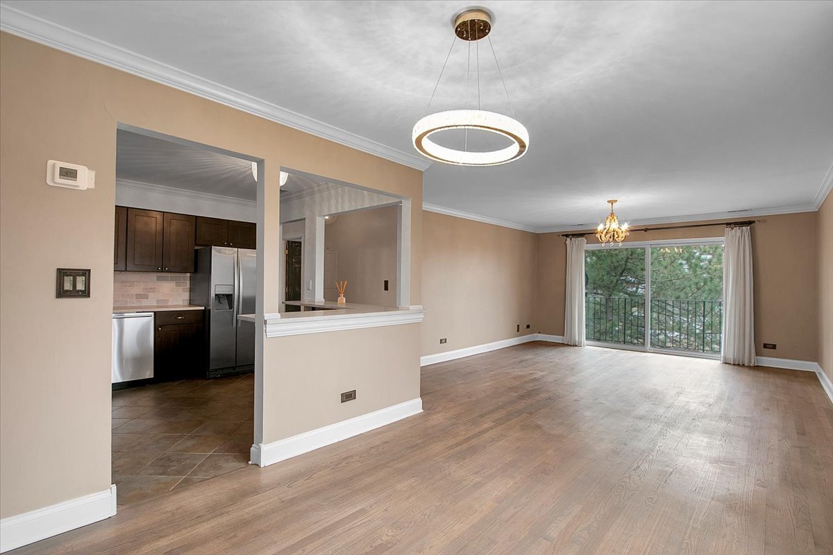 1002 Castilian Court Unit: 302