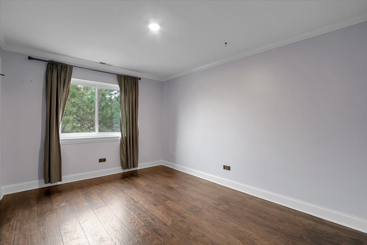 1002 Castilian Court Unit: 302