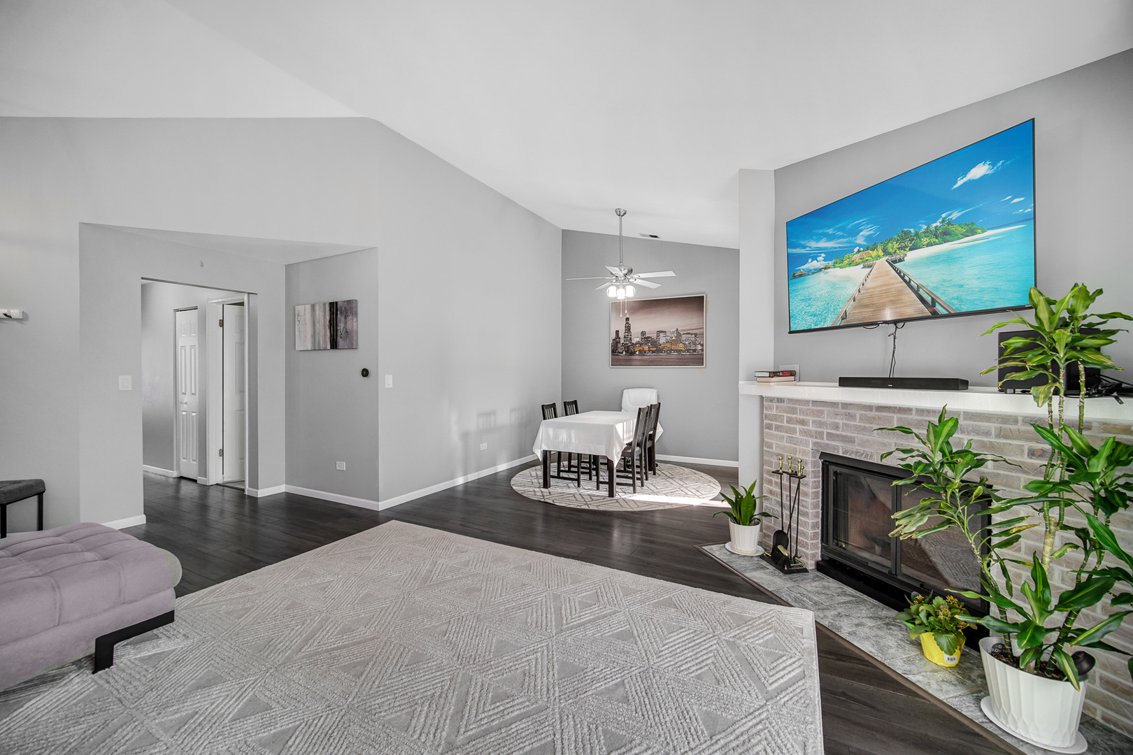 1471 Fairlane Drive Unit: 2A