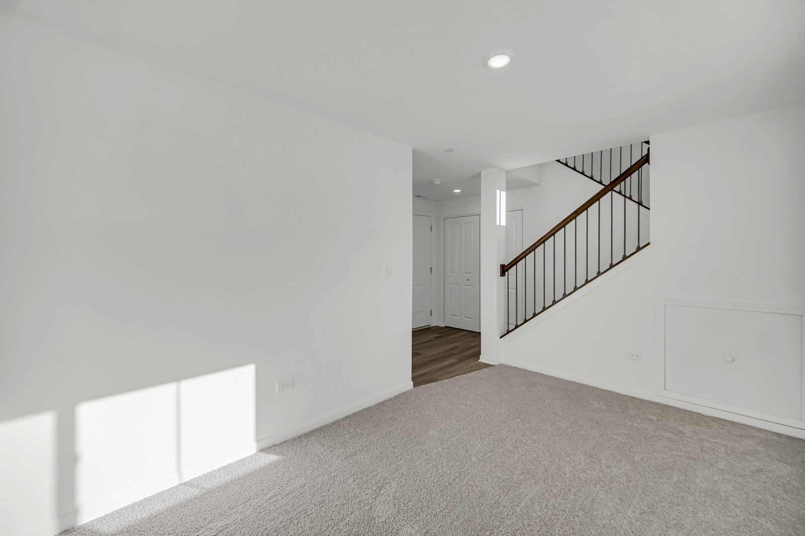 203 Settlers Place Unit: 203