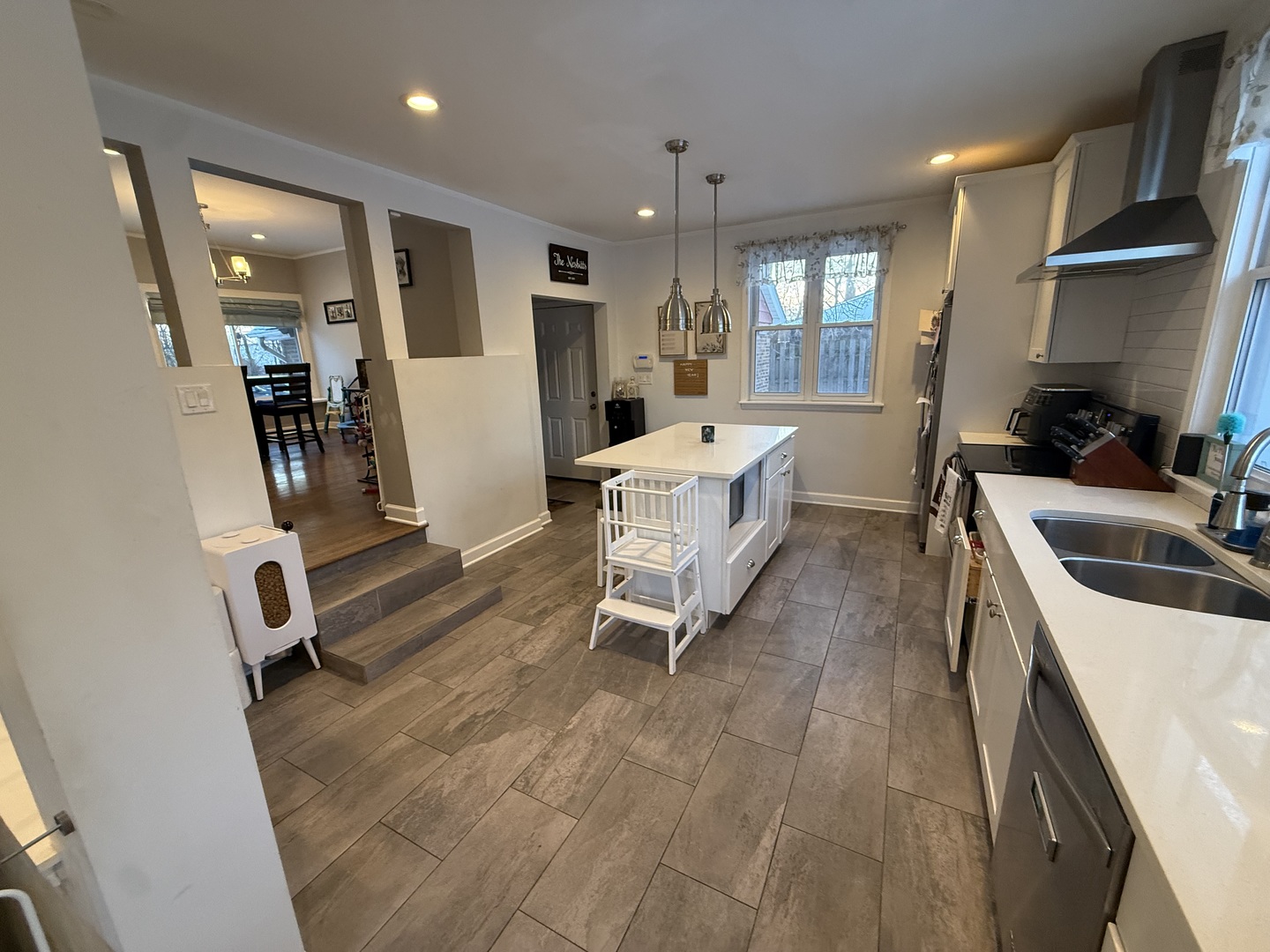 1044 S Ellsworth Avenue