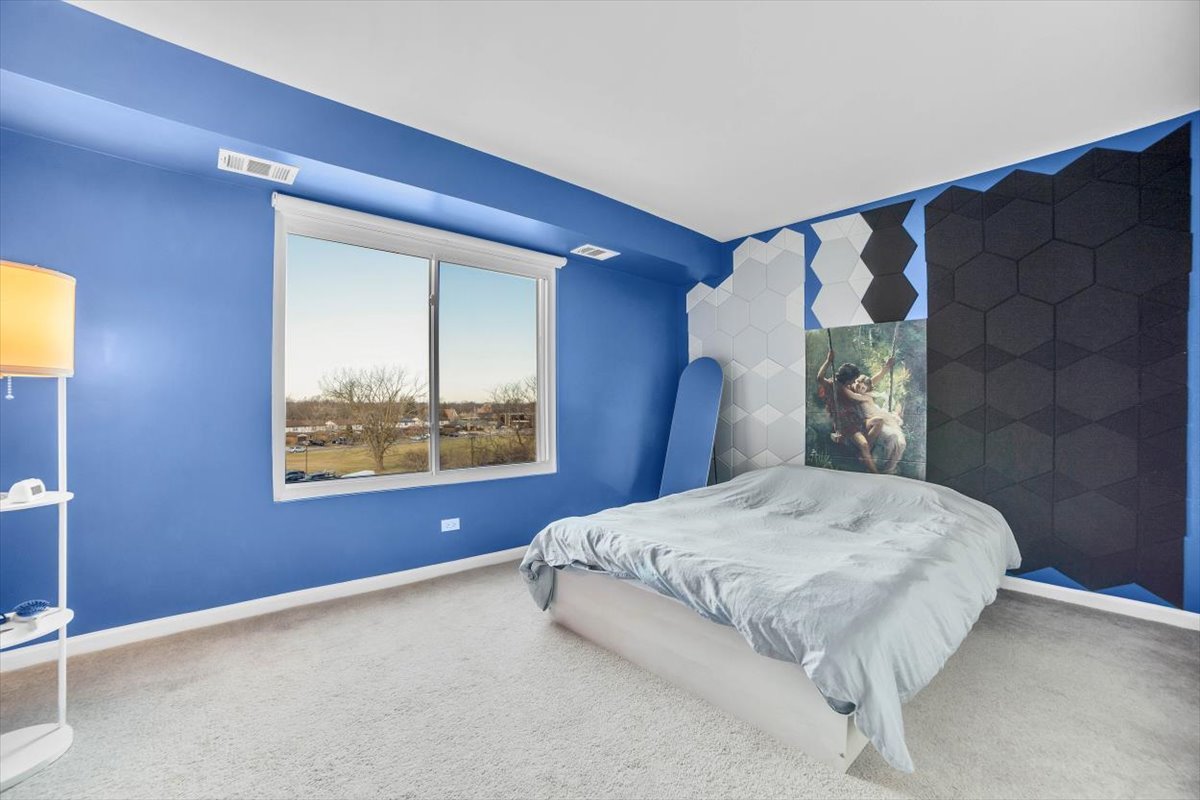 500 W Huntington Commons Road Unit: 448