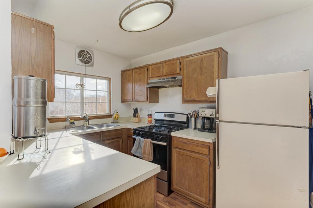 7583 WATERFORD Drive Unit: 7583