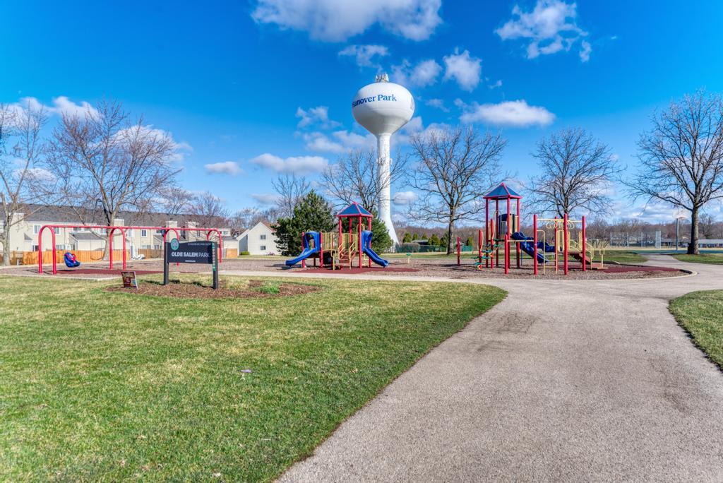 7583 WATERFORD Drive Unit: 7583