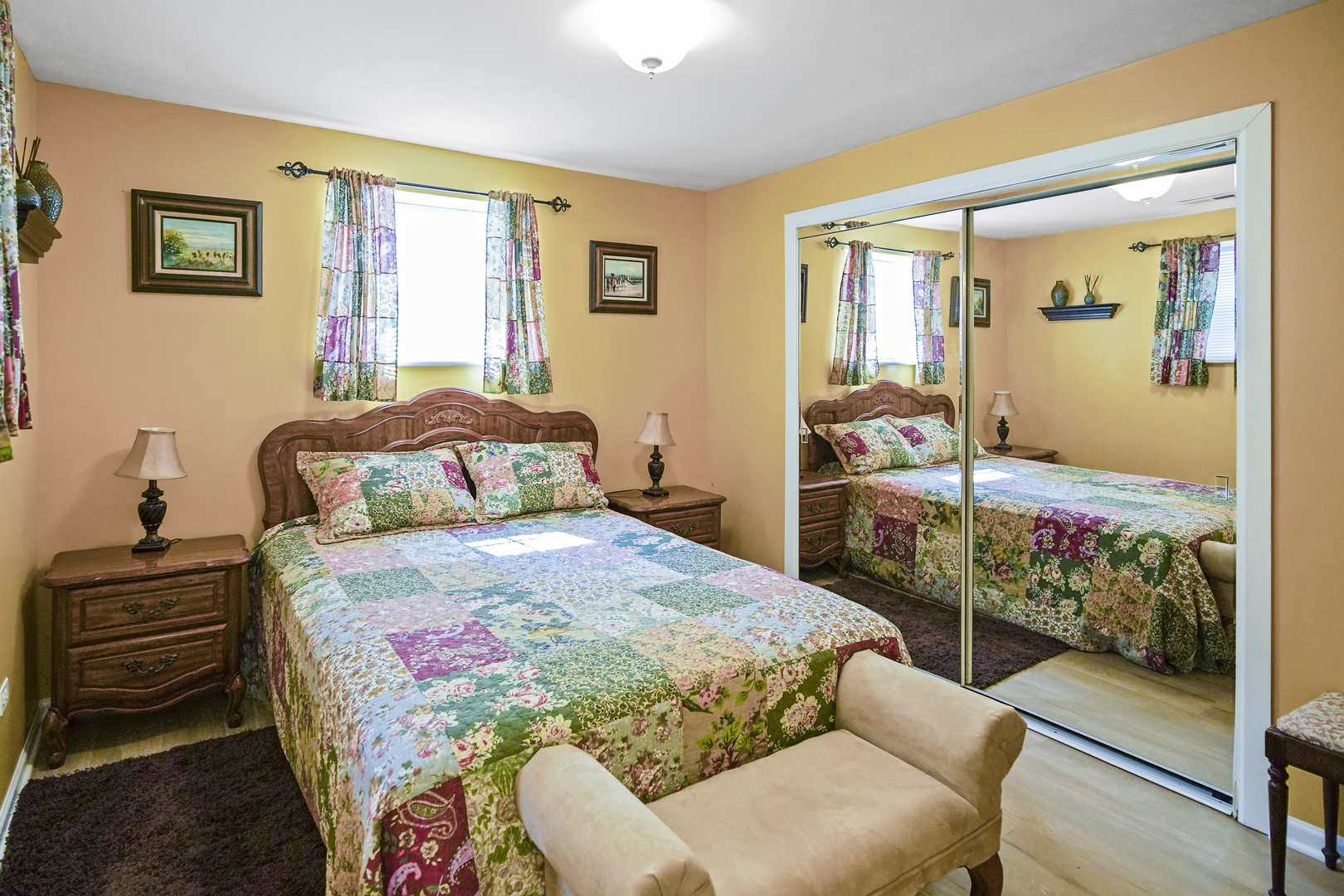 5404 N Christiana Avenue N