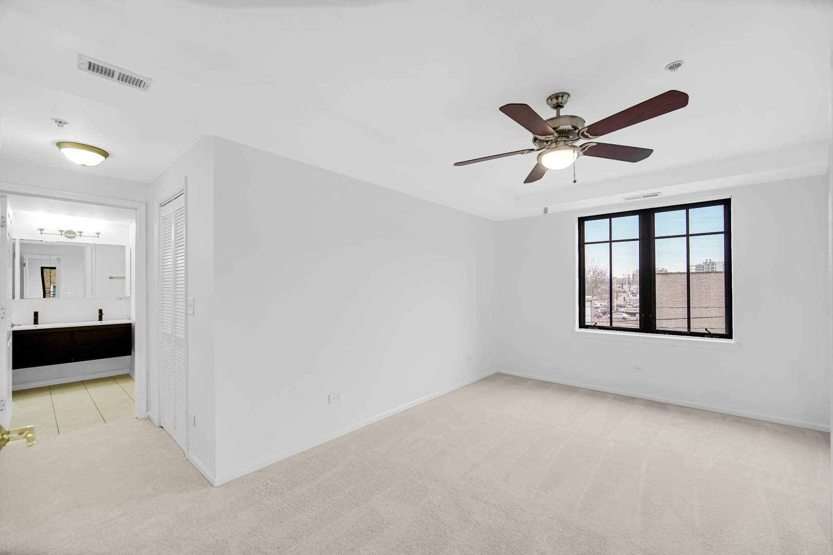 8000 Kilpatrick Avenue Unit: 3F