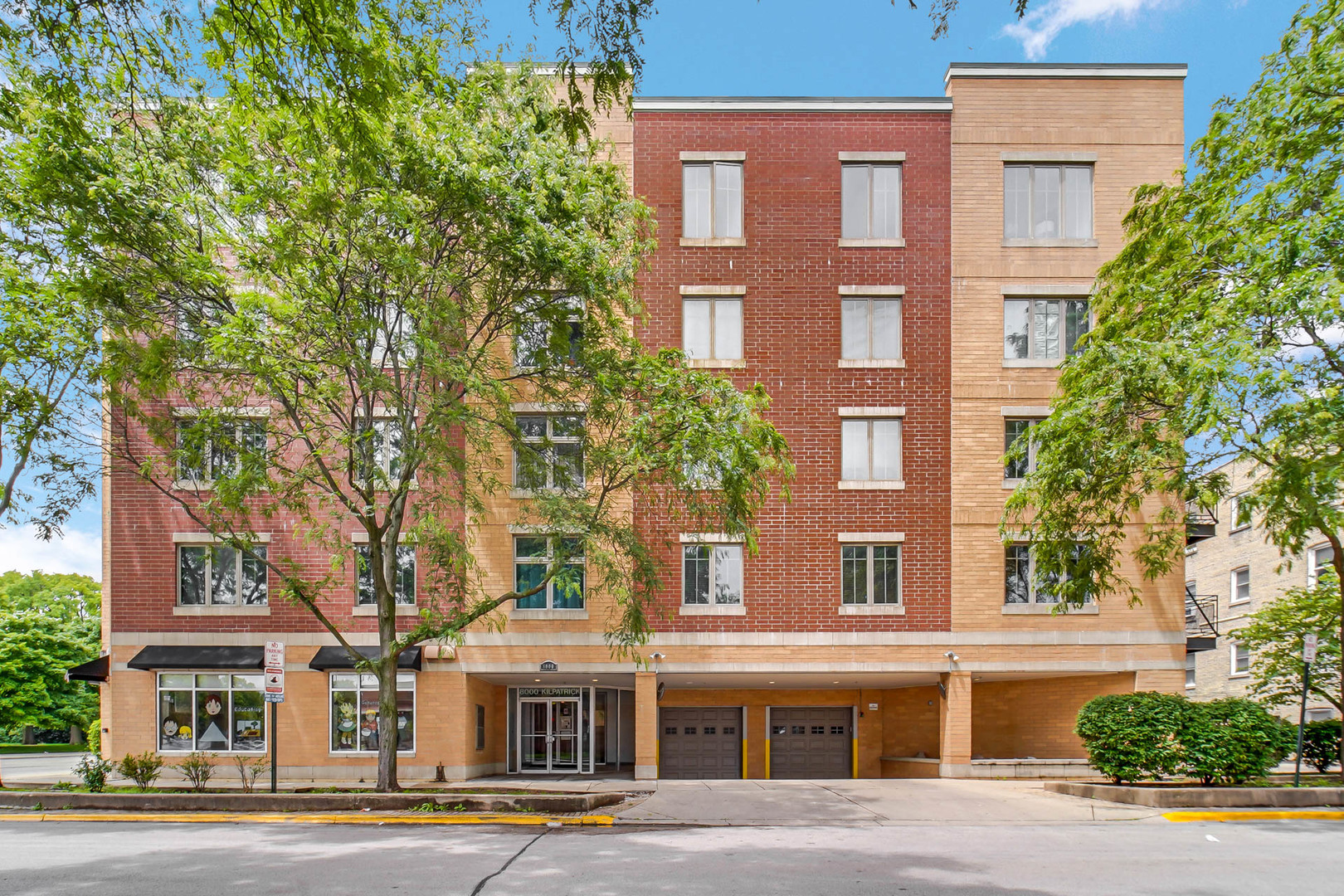 8000 Kilpatrick Avenue Unit: 3F