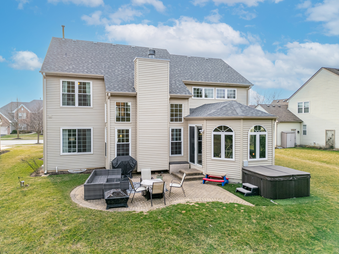 1823 Kings Gate Lane