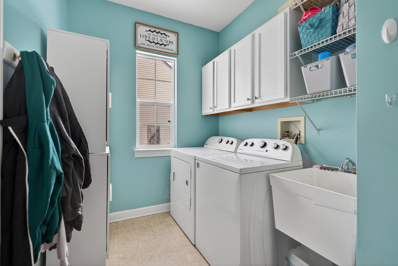 1823 Kings Gate Lane