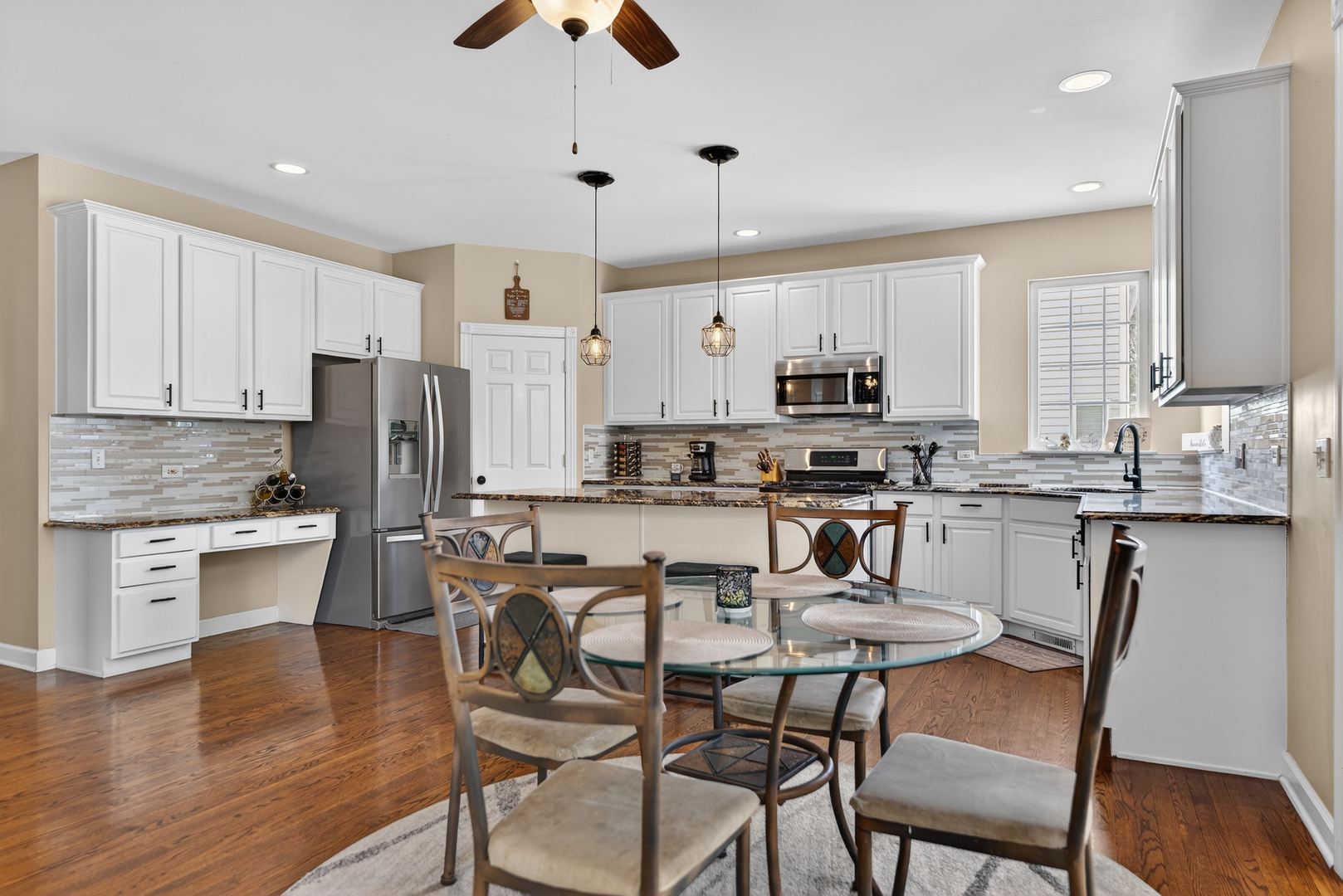 1823 Kings Gate Lane