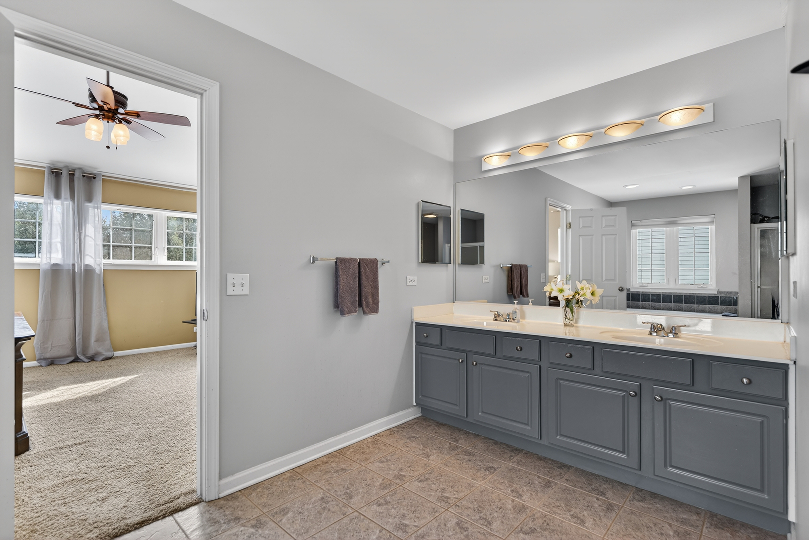 1823 Kings Gate Lane