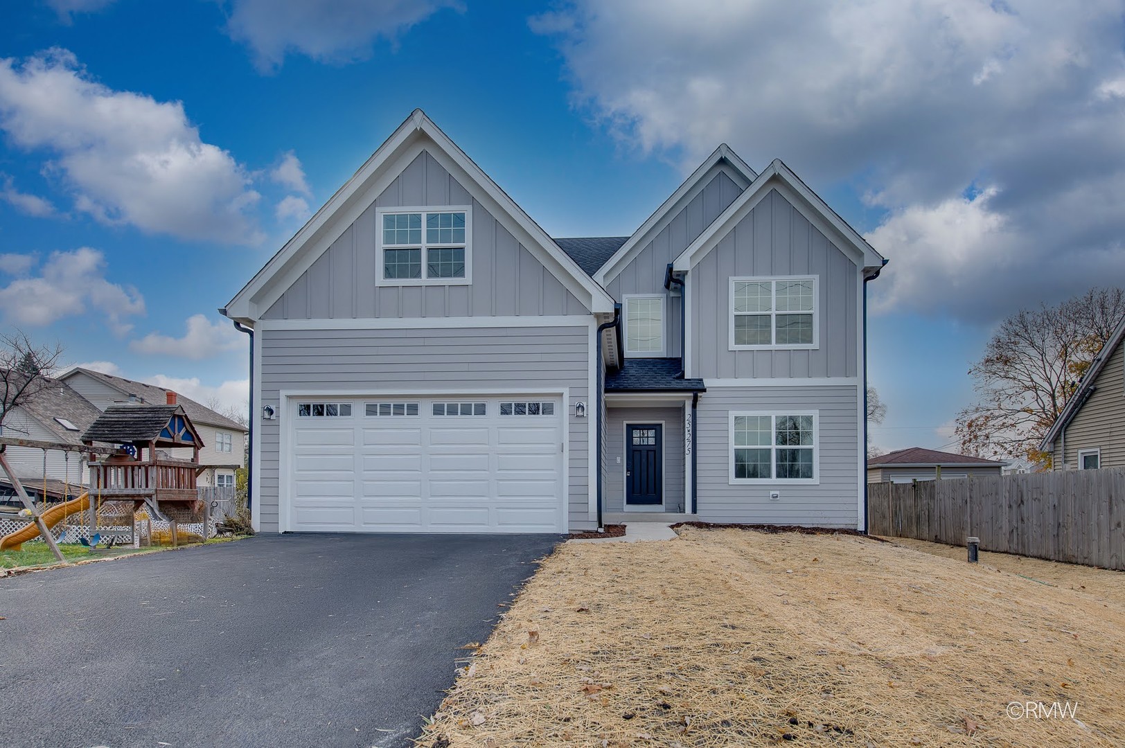 25W275 Doris Avenue