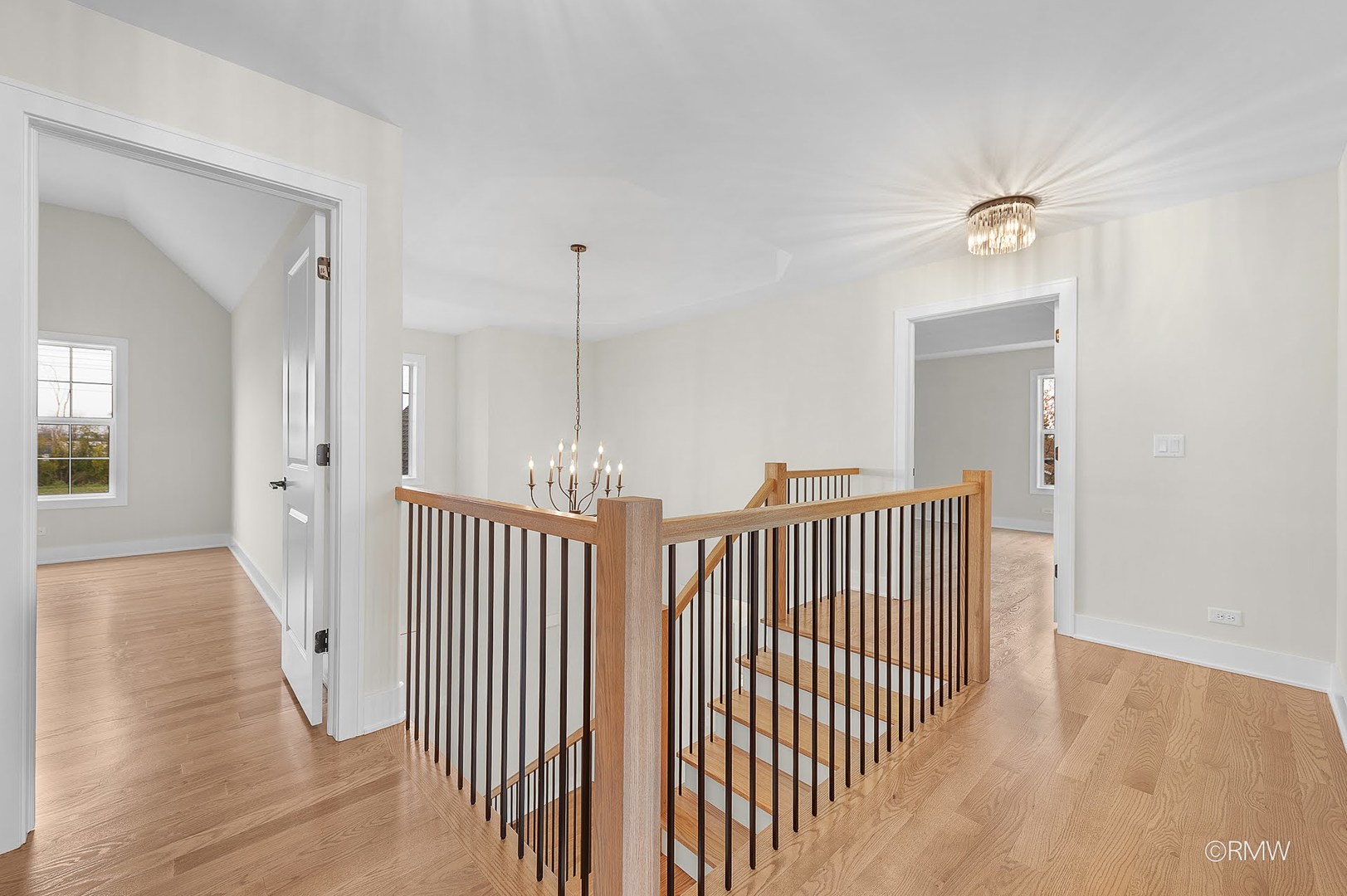 25W275 Doris Avenue